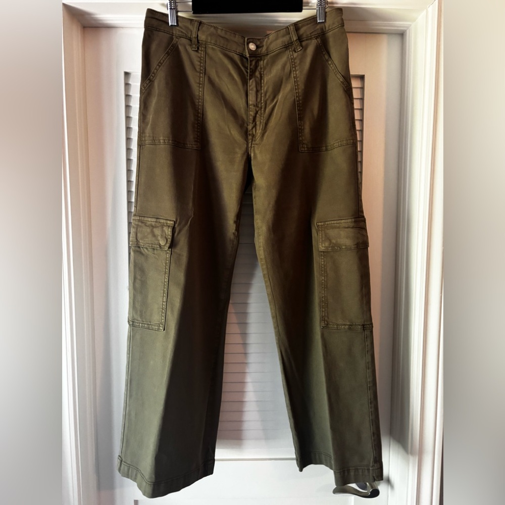 Ladies Olive Green Cargo Pants